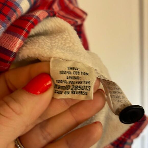 L.L. bean red flannel fleece trim button down size XL - Picture 4 of 9